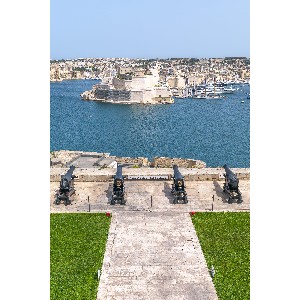 Upper Barrakka View of port view